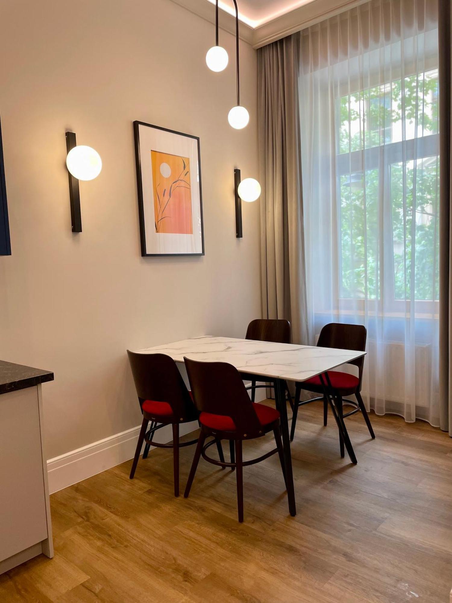 Golden Queen Apartments City Center كراكوفيا المظهر الخارجي الصورة